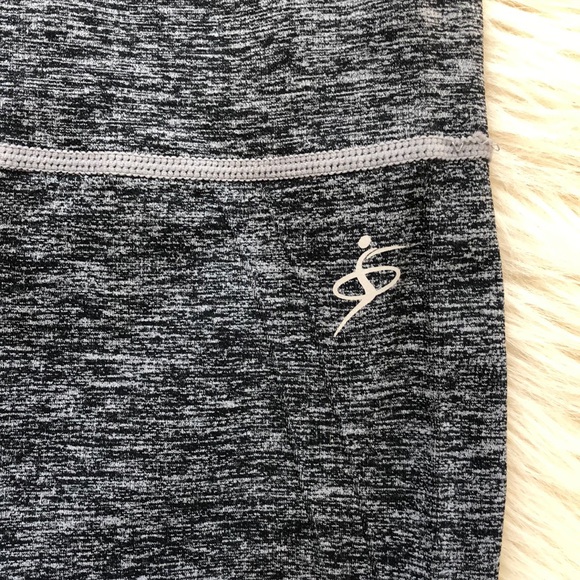 Color block leggings. - Picture 7 of 8